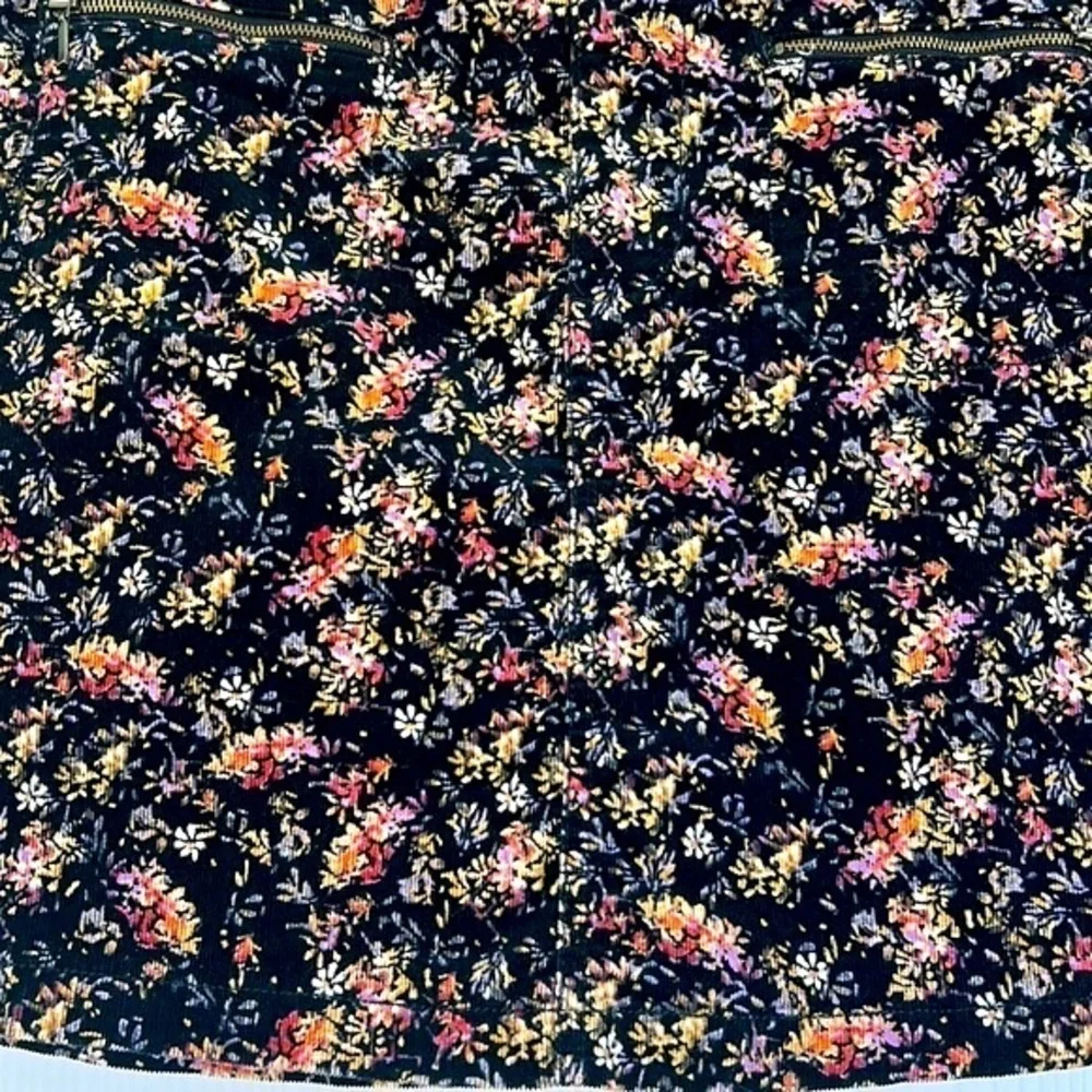 Mossimo Supply CO - Floral Corduroy Black Button Mini Skirt Size 6